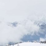 Alpeggi nella neve con le ciaspole